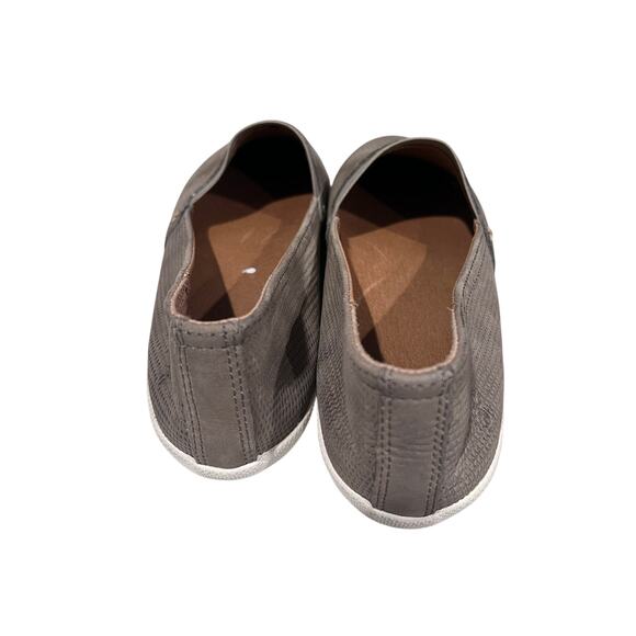 Frye Melanie Slip On Shoes Women’s Size 9 Gray Leather Casual Flats Comfort - Picture 3 of 8
